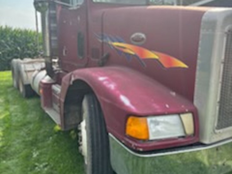 1987-peterbilt-377-image-3