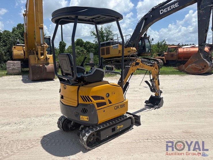 unused-2025-cfg-qk18r-mini-excavator-image-3