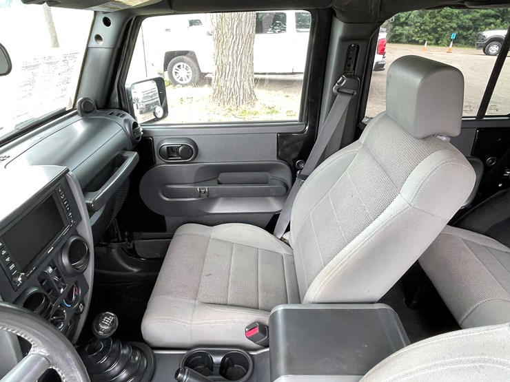 2007-jeep-wrangler-unlimited-sahara-image-59