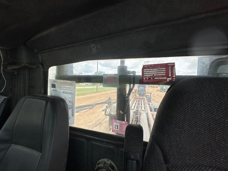 2001-mack-rd688s-image-37