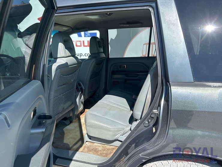 2004-honda-pilot-image-18