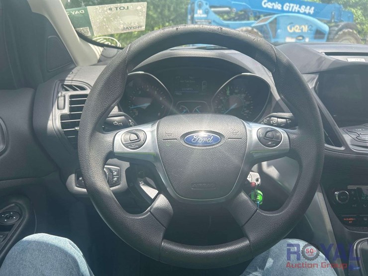 2016-ford-escape-image-8