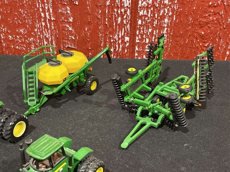 john-deere-64-image-5