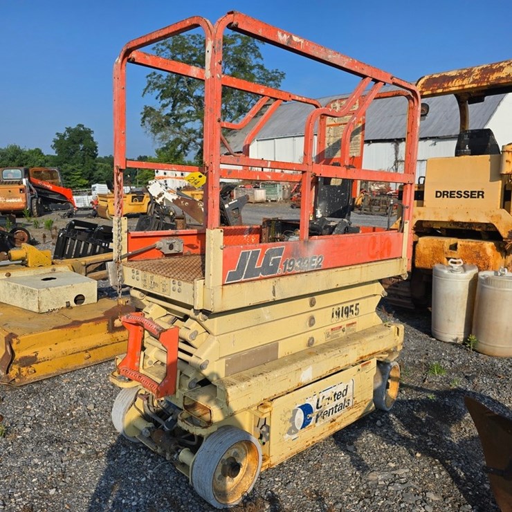 JLG 1932E2