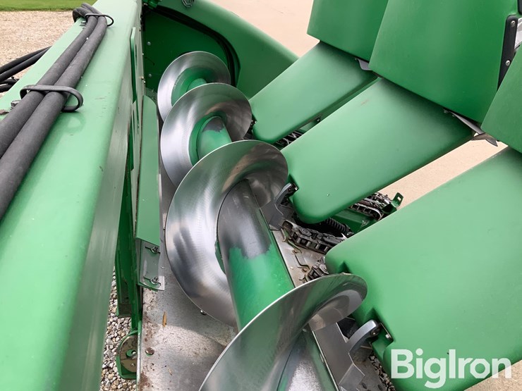 2013-john-deere-608c-image-19