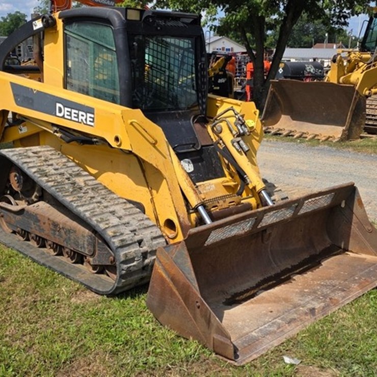 2007 DEERE CT332