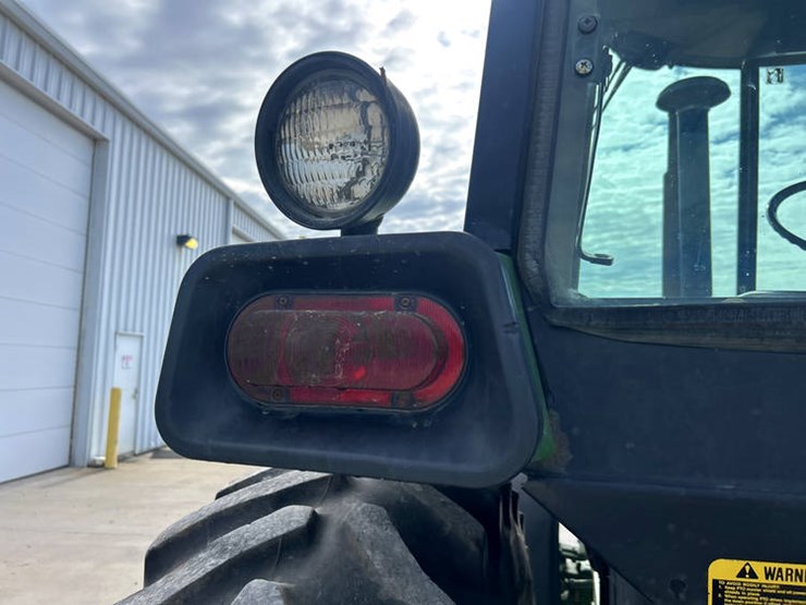 1990-john-deere-4455-image-24