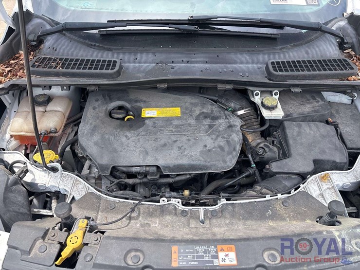 2015-ford-escape-image-17