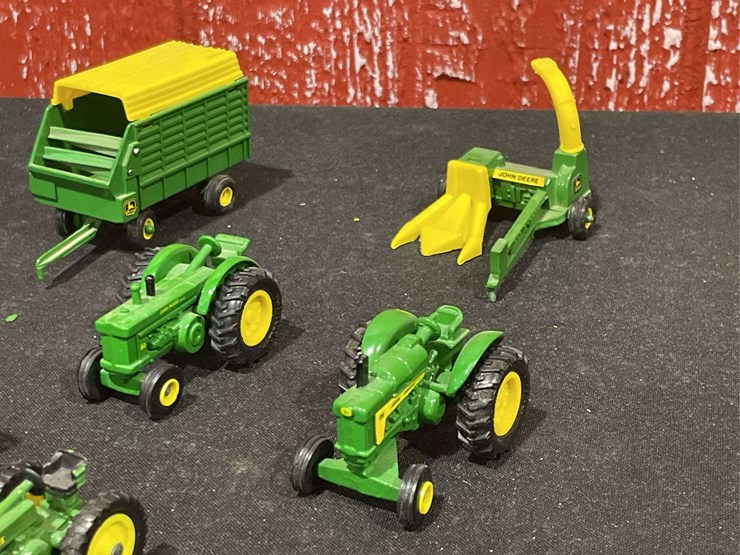john-deere-64-image-2