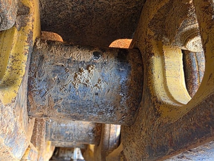 2019-caterpillar-d6n-lgp-image-41