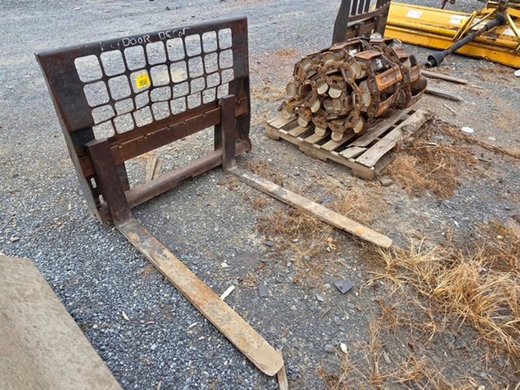 skidloader-forks-image-3