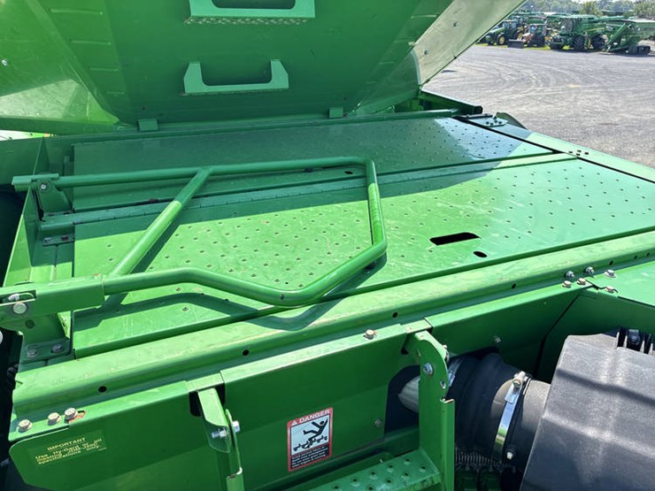 2013-john-deere-s690-image-91