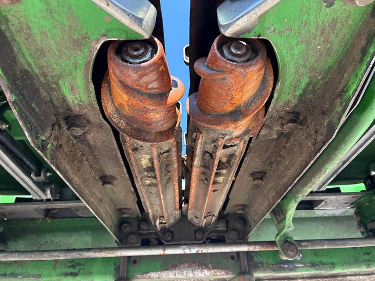 2013-john-deere-612c-image-40