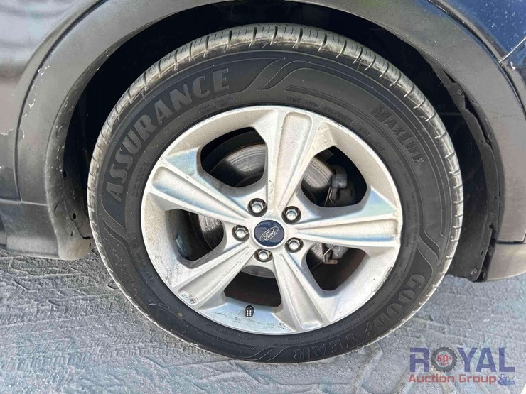 2015-ford-escape-image-42