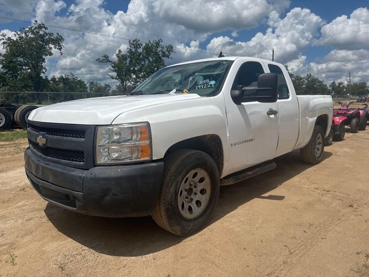 2008-chevrolet-silverado-image-32