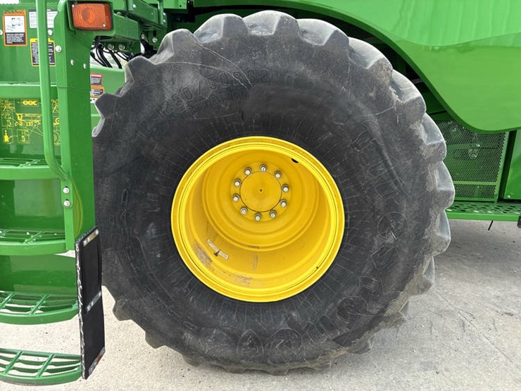 2015-john-deere-s680-image-46