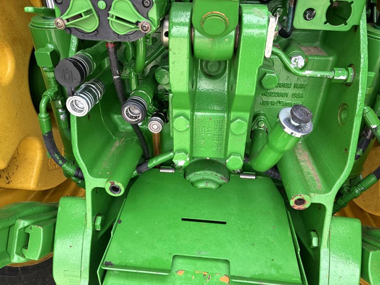 2012-john-deere-8360r-image-34