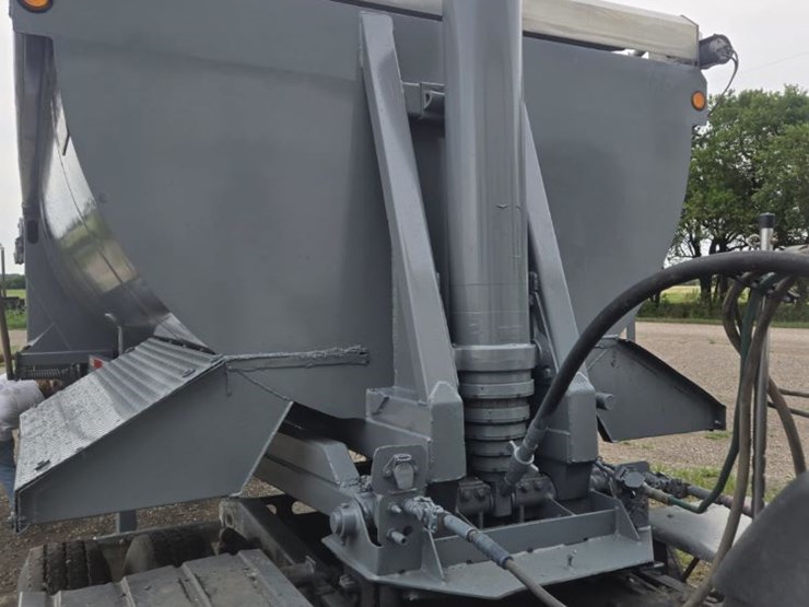 2007-clement-end-dump-image-2
