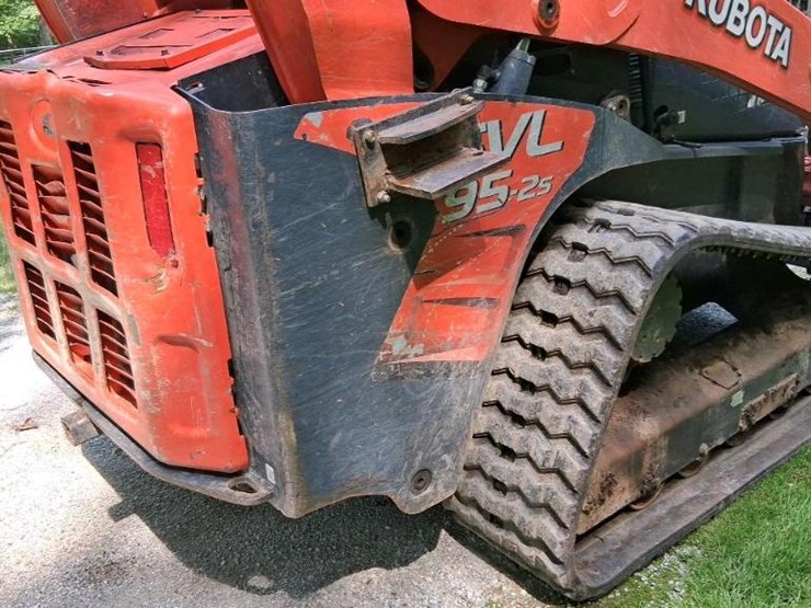 2018-kubota-svl95-2s-image-7