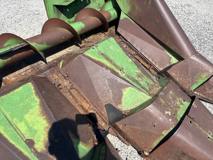 john-deere-444-image-9