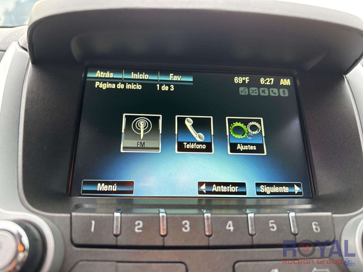 2015-chevrolet-equinox-image-15