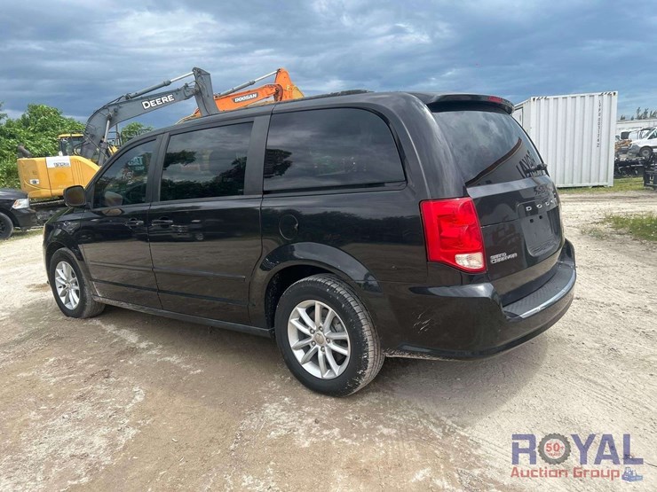 2014-dodge-grand-caravan-image-4