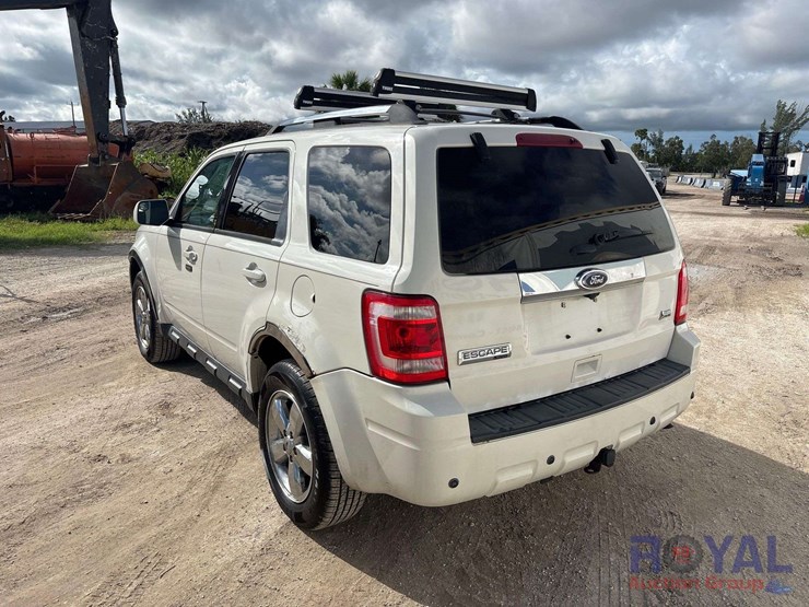 2012-ford-escape-image-4