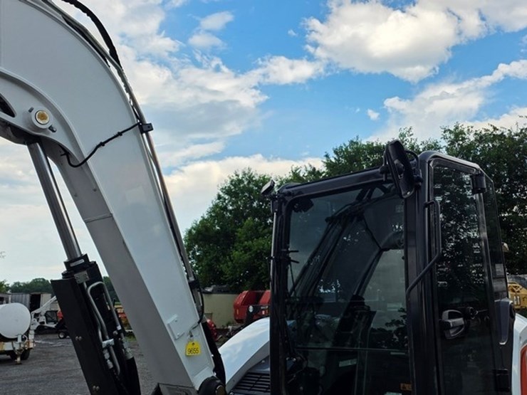 2022-bobcat-e88-image-13