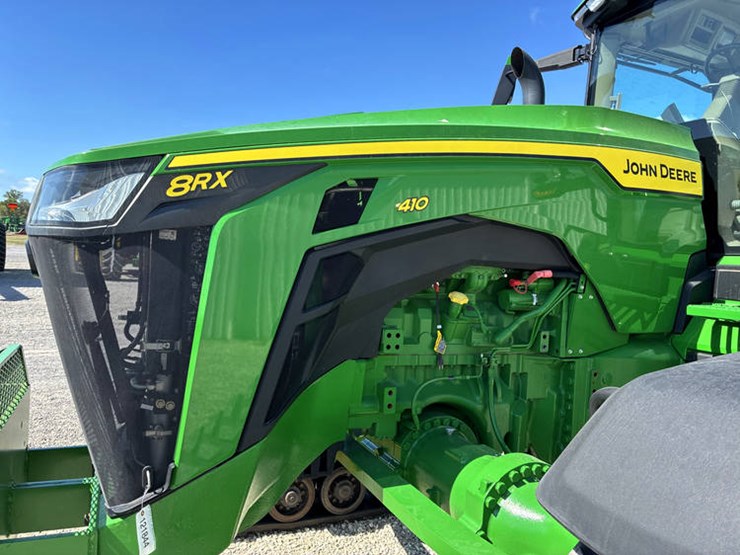 2020-john-deere-8rx-410-image-37
