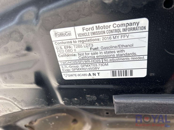 2016-ford-explorer-image-9
