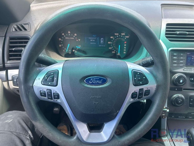2014-ford-explorer-image-8