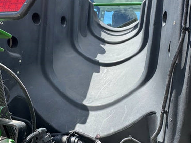 2017-john-deere-9570r-image-25
