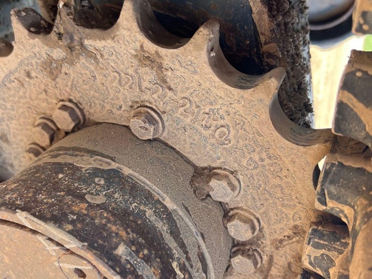 komatsu-pc27mr-2-image-10