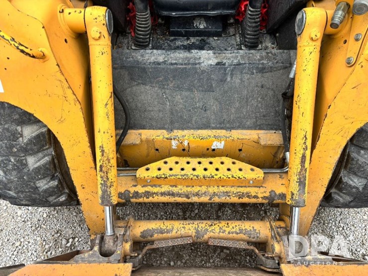 john-deere-250-image-23