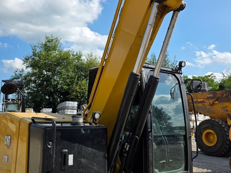 2023-caterpillar-310-image-39