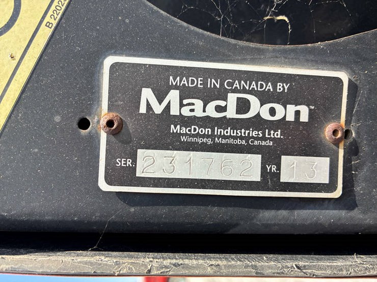 2013-mac-don-fd75-image-2