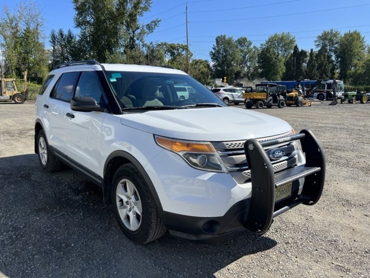 2014-ford-explorer-image-2