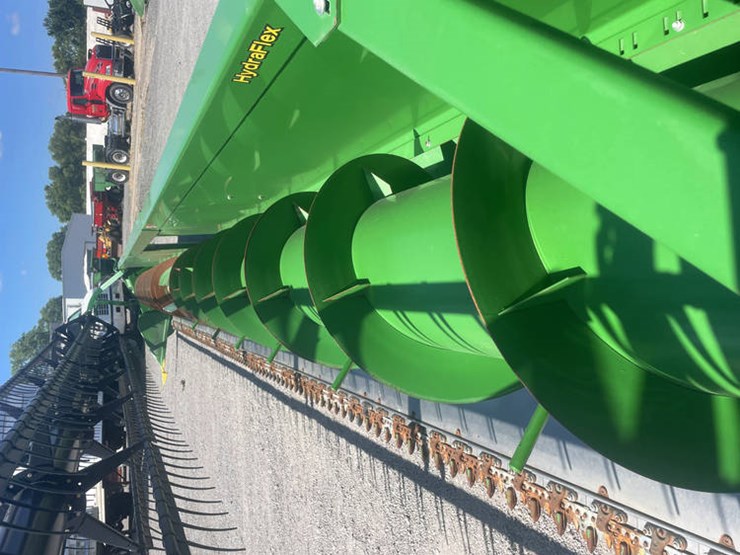 2013-john-deere-635f-image-5