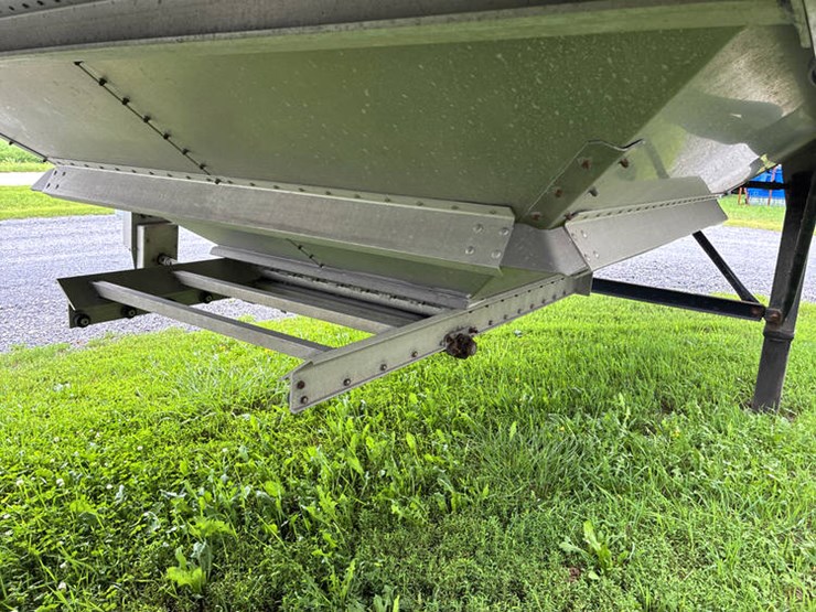 2013-stoughton-trailer-image-55