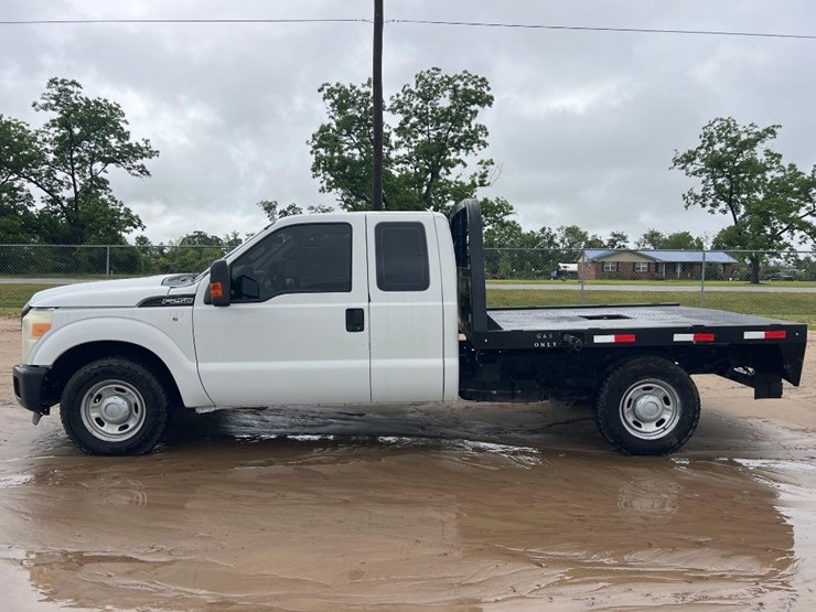 2011-ford-f250-image-1