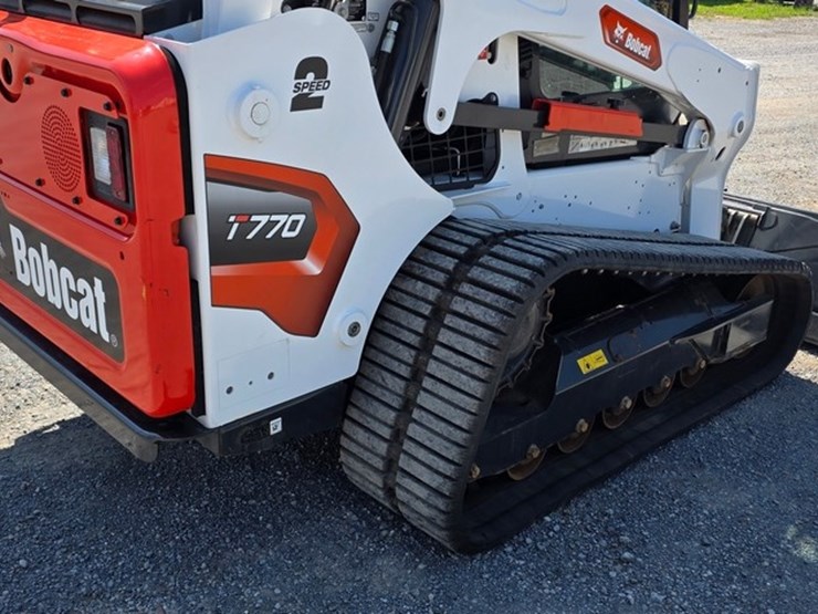 2023-bobcat-t770-image-18
