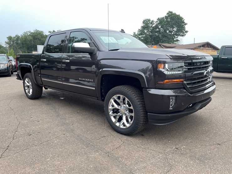 2016-chevrolet-silverado-image-7