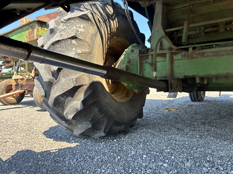 1981-john-deere-6620-image-17
