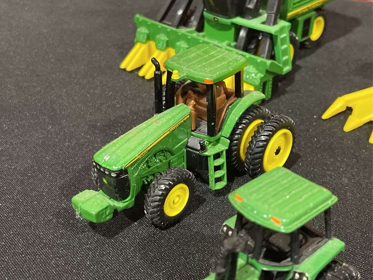 john-deere-64-image-5