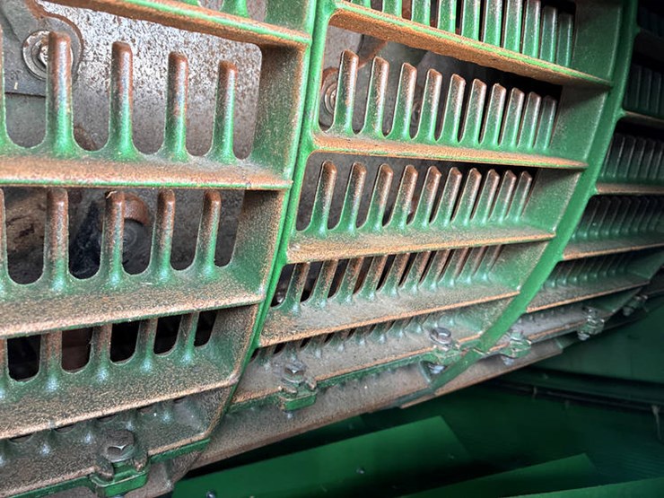 2013-john-deere-s670-image-66