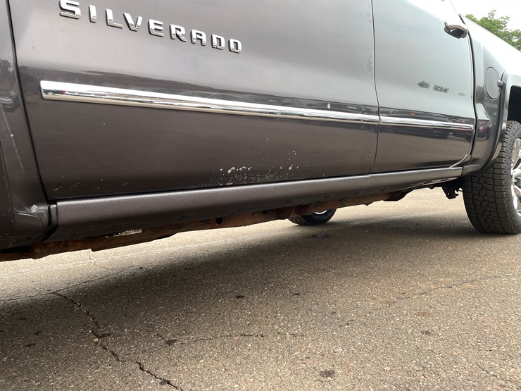 2016-chevrolet-silverado-image-18