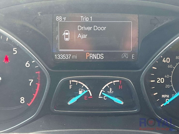 2018-ford-escape-image-8
