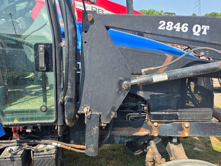 new-holland-ts100-image-11