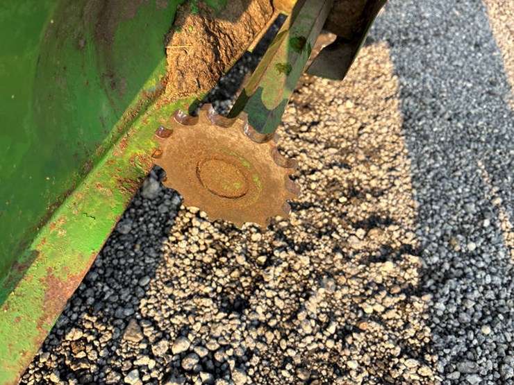 john-deere-643-image-30