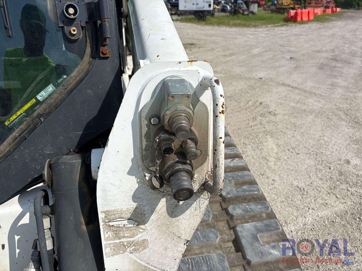2019-bobcat-t770-image-19
